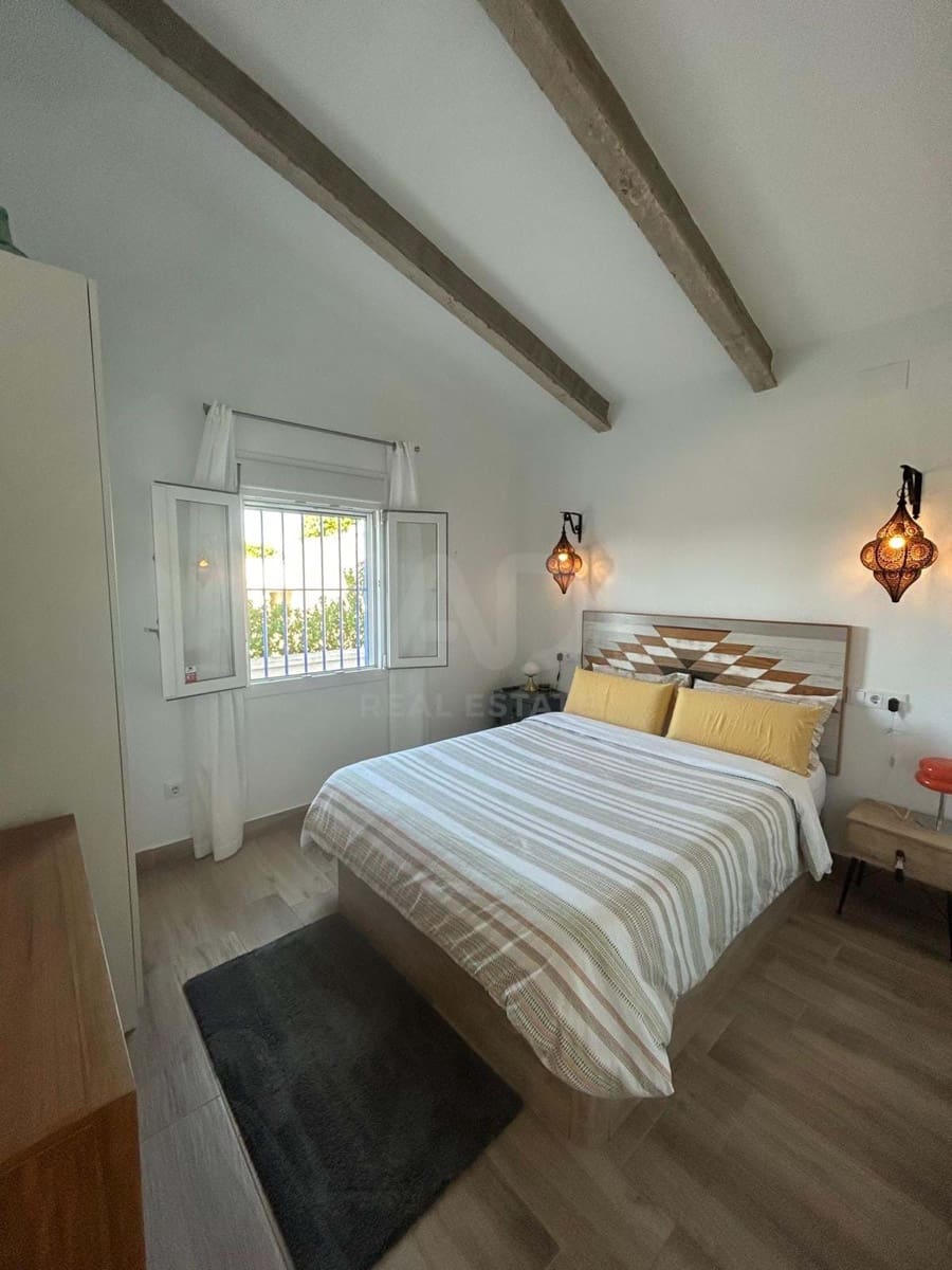 2 soverom Hus til salgs i Huelva by med svømmebasseng garasje - € 397 000 (Ref: 9988894)