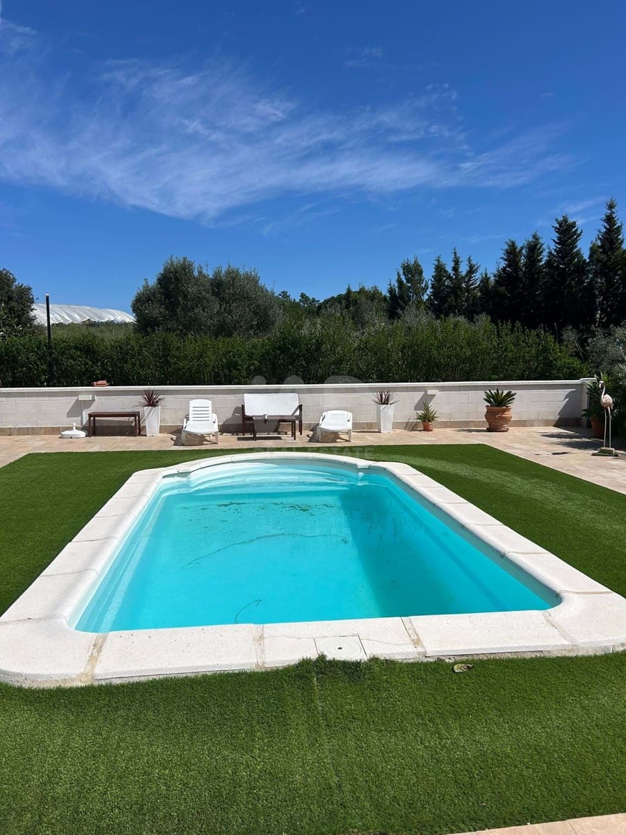 2 soverom Hus til salgs i Huelva by med svømmebasseng garasje - € 397 000 (Ref: 9988894)