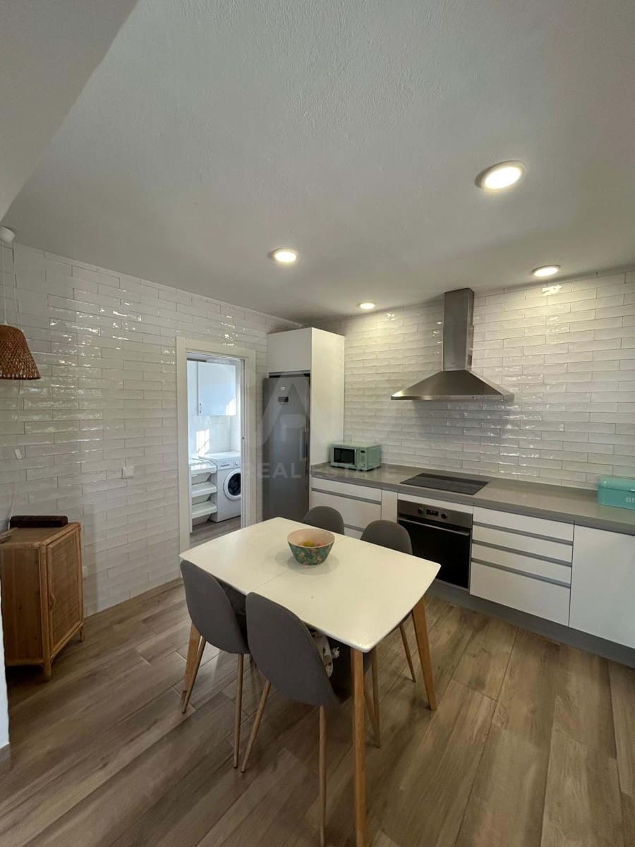 2 soverom Hus til salgs i Huelva by med svømmebasseng garasje - € 397 000 (Ref: 9988894)