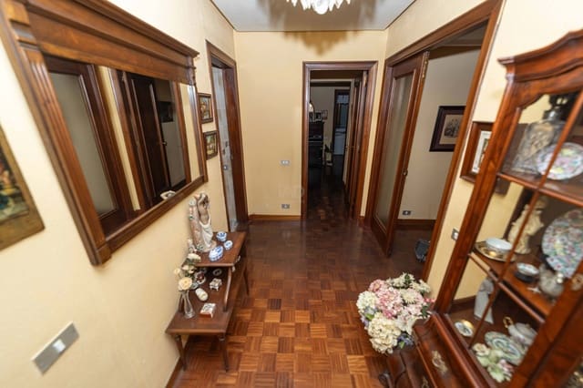 4 camera da letto Appartamento in vendita in León città con garage - 349.000 € (Rif: 9988896)