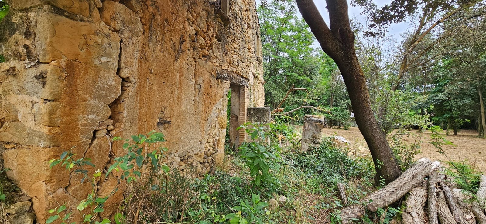 Undeveloped Land for sale in Girona city - € 195,000 (Ref: 9988899)