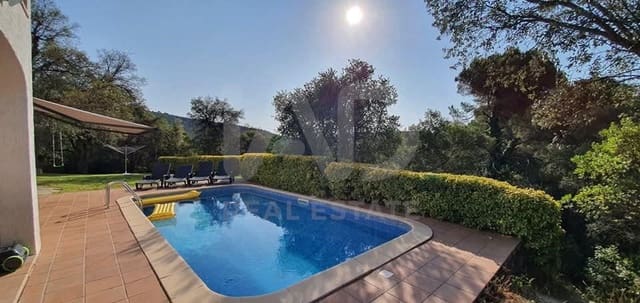 4 slaapkamer Huis te koop in Gerona stad met zwembad - € 464.000 (Ref: 9988900)