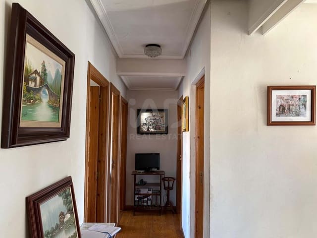 3 sypialnia Dom na sprzedaż w Miasto León z garażem - 198 000 € (Ref: 9988901)