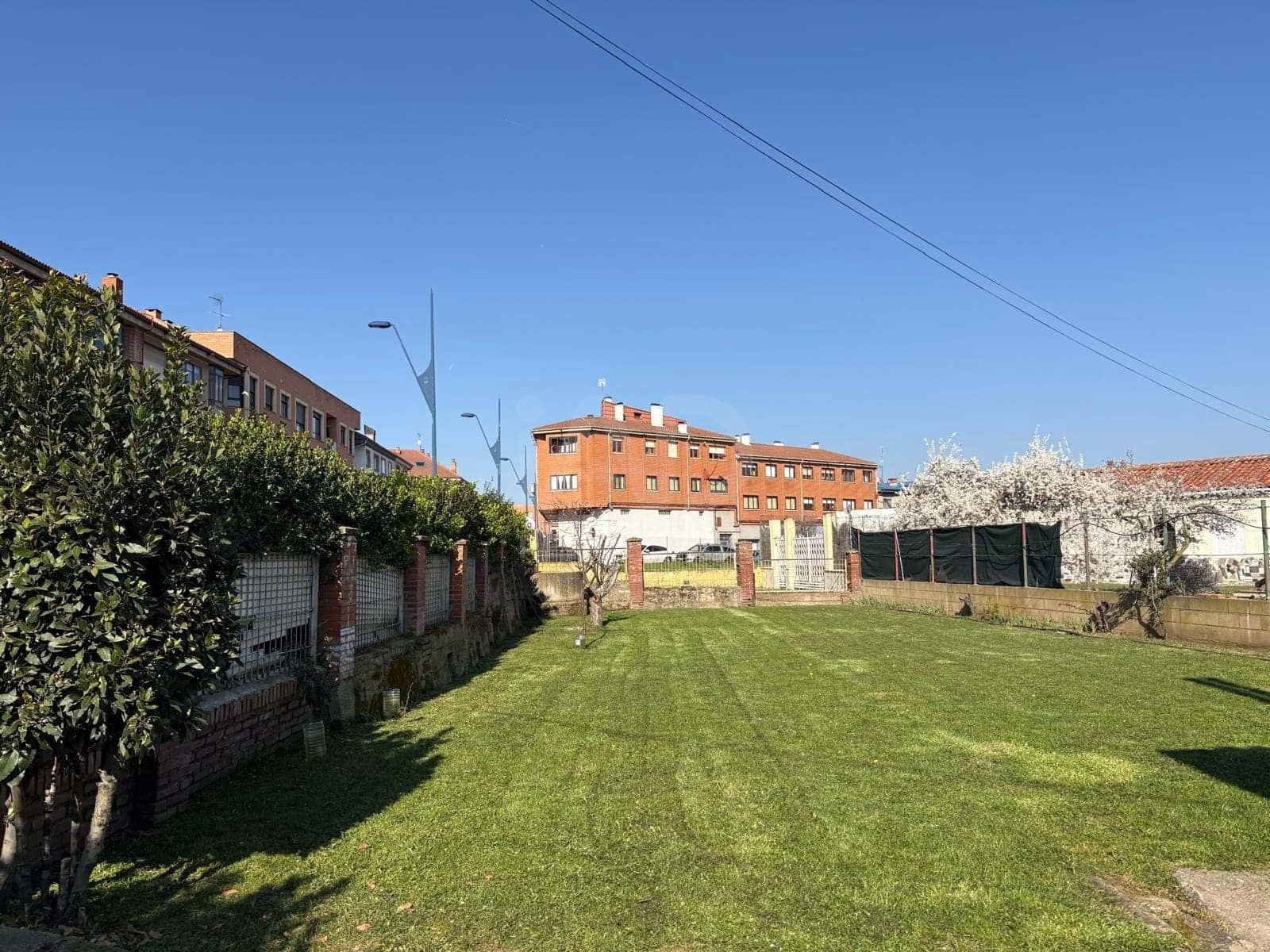 3 sypialnia Dom na sprzedaż w Miasto Leon z garażem - 198 000 € (Ref: 9988901)
