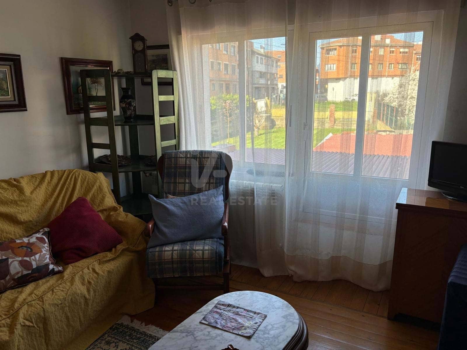 3 sypialnia Dom na sprzedaż w Miasto Leon z garażem - 198 000 € (Ref: 9988901)