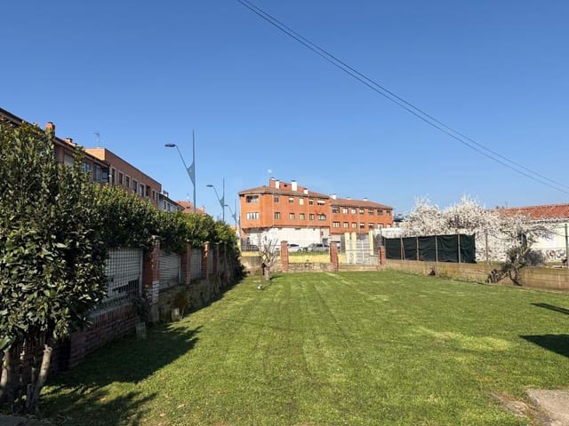 3 sypialnia Dom na sprzedaż w Miasto León z garażem - 198 000 € (Ref: 9988901)