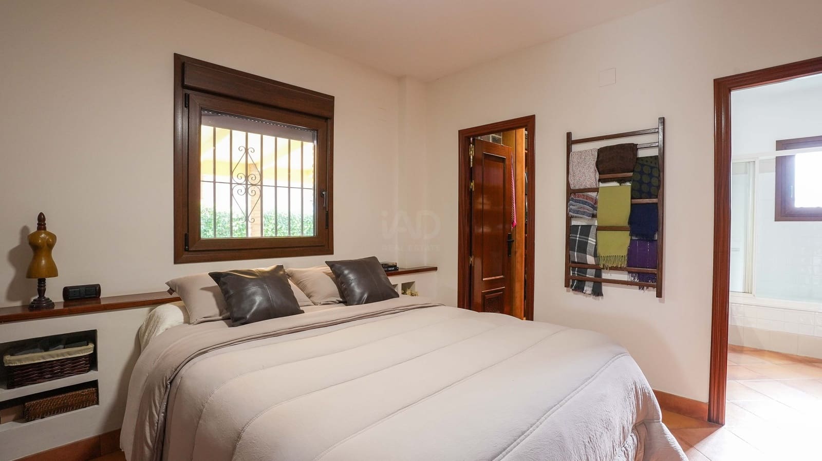 3 soveværelse Byhus til salg i Huelva by med garage - € 505.000 (Ref: 9988902)