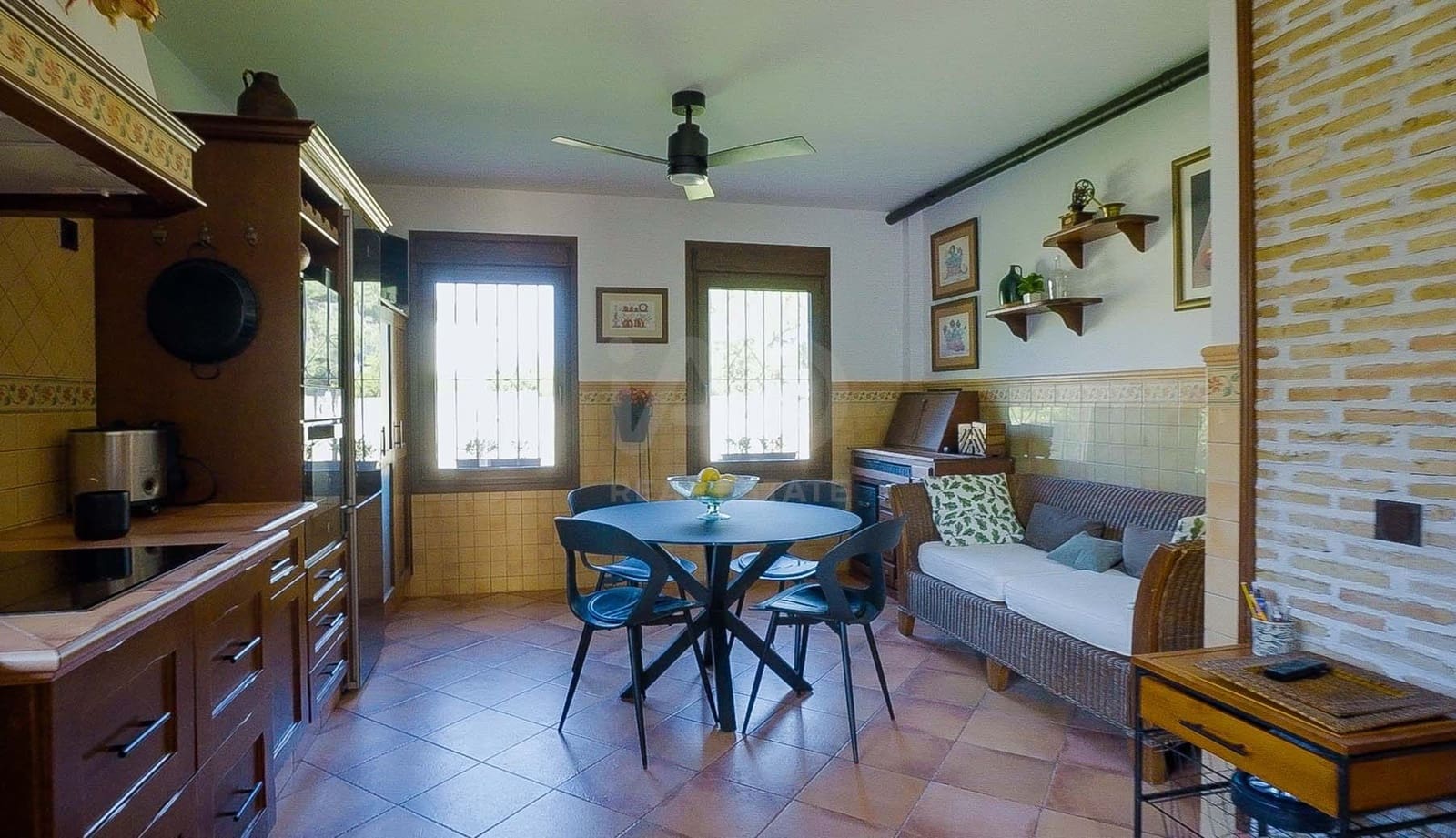 3 soveværelse Byhus til salg i Huelva by med garage - € 505.000 (Ref: 9988902)