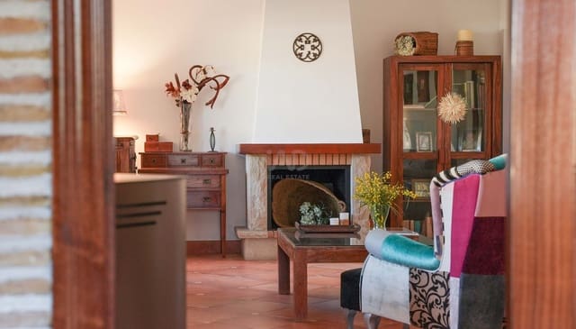 3 soverom Hus til salgs i Huelva by med garasje - € 505 000 (Ref: 9988902)