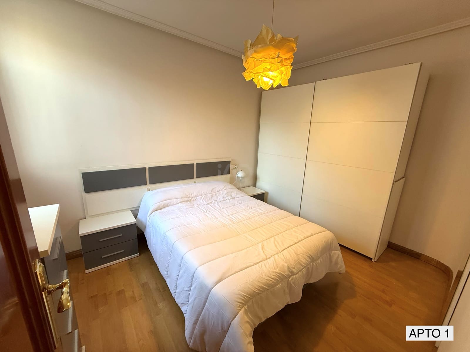 Local Commercial à vendre à Leon ville - 380 000 € (Ref: 9988903)