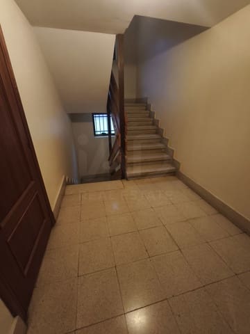 3 soveværelse Lejlighed til salg i León by med garage - € 190.000 (Ref: 9988904)