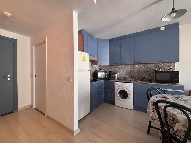 Apartamento de 2 habitaciones en Santa Margarida, Roses en venta con piscina - 209.000 € (Ref: 9988913)