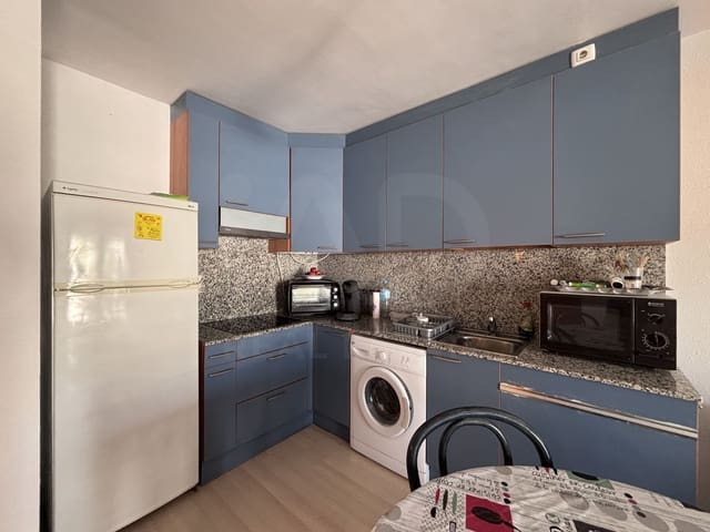 Apartamento de 2 habitaciones en Santa Margarida, Roses en venta con piscina - 209.000 € (Ref: 9988913)