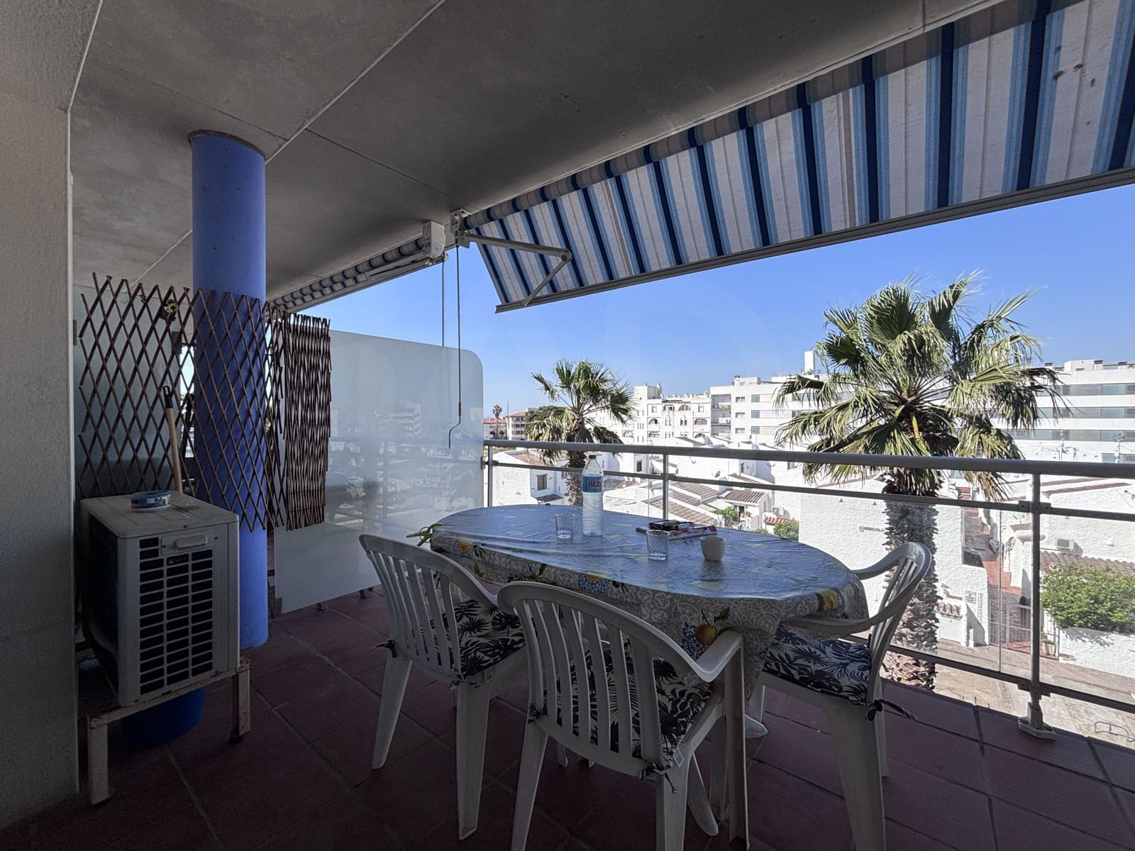 Apartamento de 2 habitaciones en Roses en venta con piscina - 209.000 € (Ref: 9988913)
