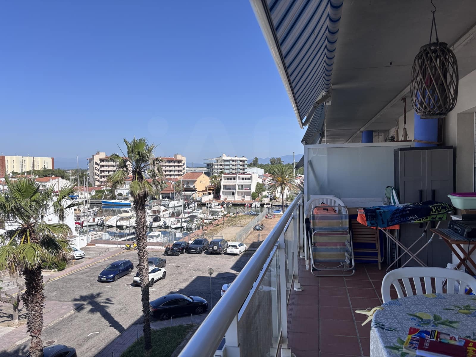 Apartamento de 2 habitaciones en Roses en venta con piscina - 209.000 € (Ref: 9988913)