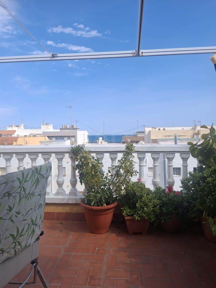 Apartamento de 2 habitaciones en Moncofa en venta con garaje - 170.000 € (Ref: 9988915)