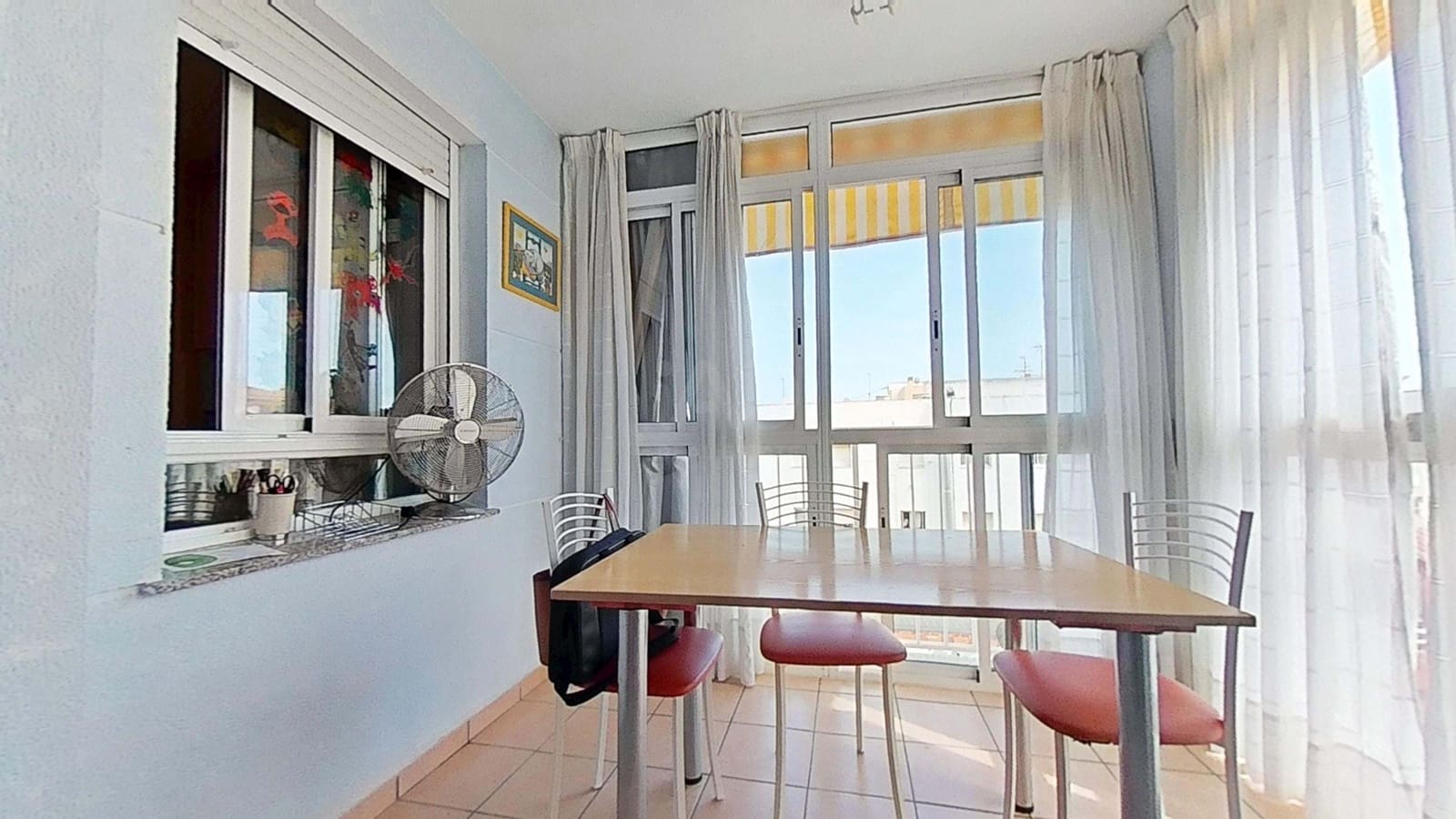 Apartamento de 2 habitaciones en Moncofa en venta con garaje - 170.000 € (Ref: 9988915)