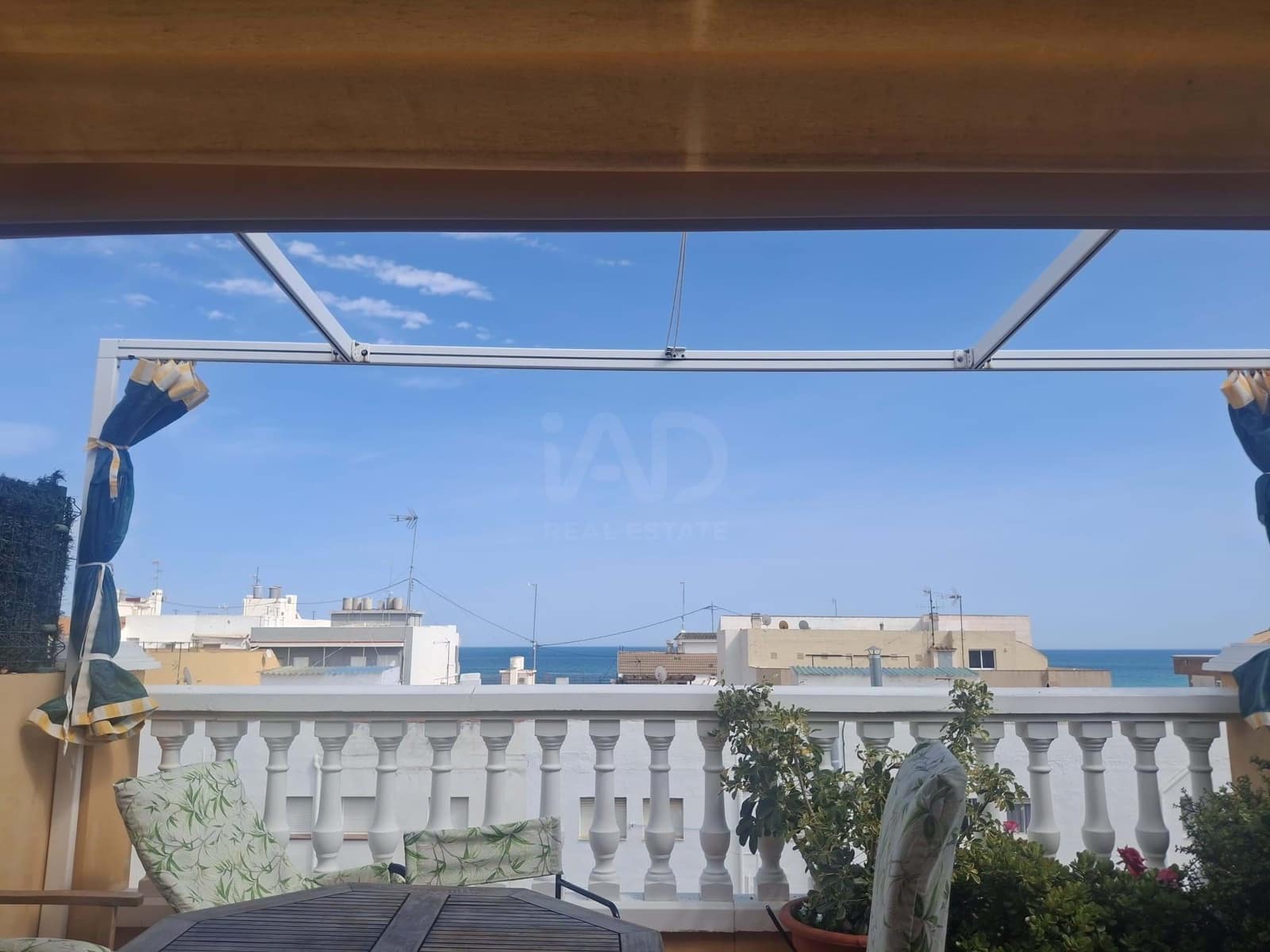 Apartamento de 2 habitaciones en Moncofa en venta con garaje - 170.000 € (Ref: 9988915)