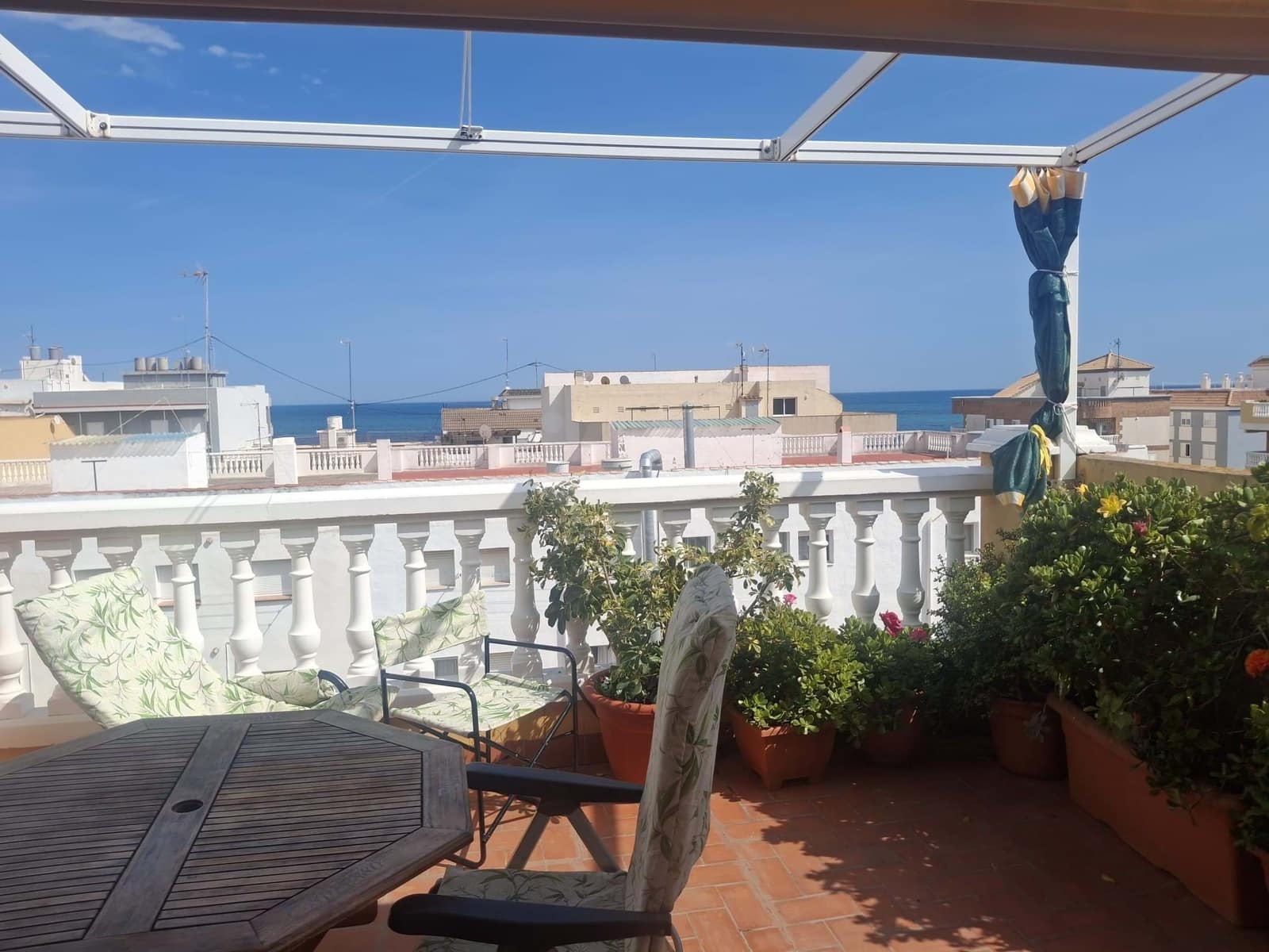 Apartamento de 2 habitaciones en Moncofa en venta con garaje - 170.000 € (Ref: 9988915)
