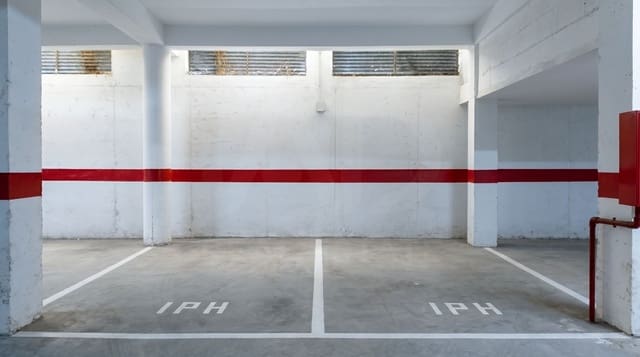 Garasje til salgs i Huelva by - € 8 200 (Ref: 9988917)