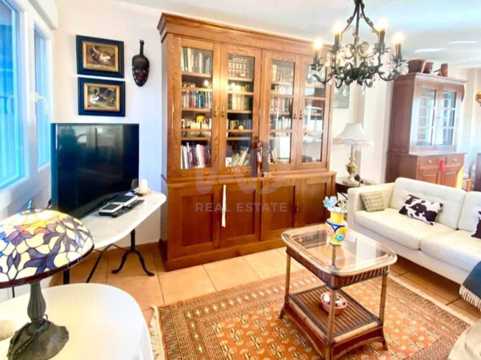 3 soverom Rekkehus til salgs i Cadiz by med garasje - € 597 000 (Ref: 9988921)