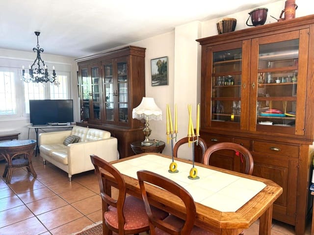 3 soverom Rekkehus til salgs i Cádiz by med garasje - € 597 000 (Ref: 9988921)