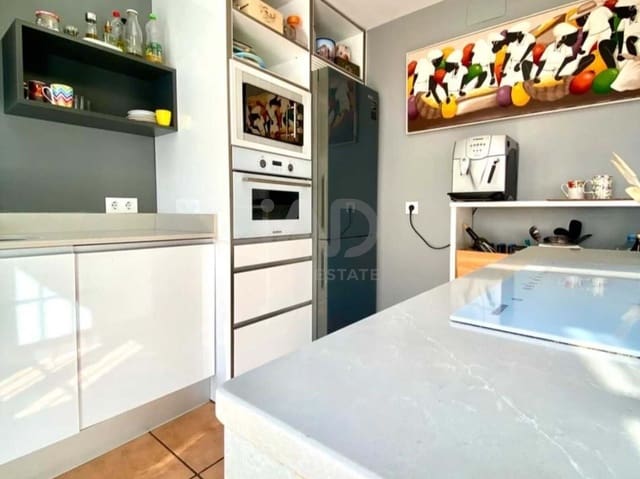 3 soverom Rekkehus til salgs i Cádiz by med garasje - € 597 000 (Ref: 9988921)