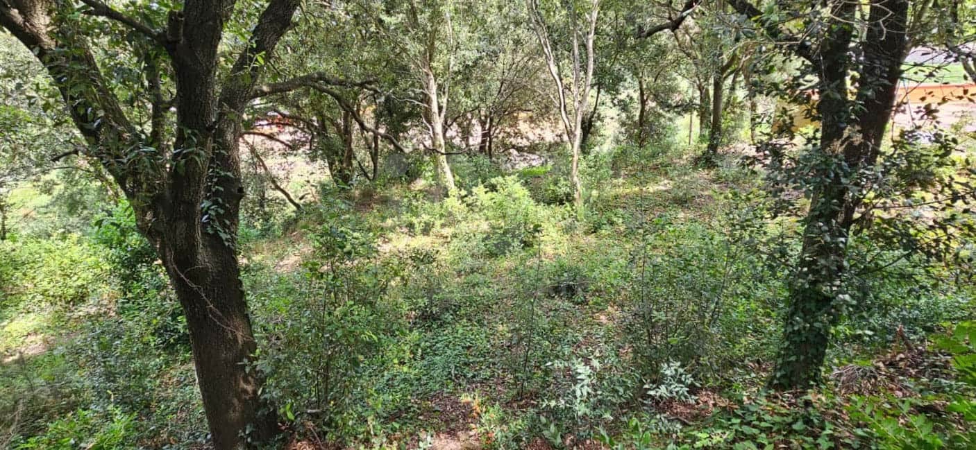 Building Plot for sale in Girona city - € 180,000 (Ref: 9988923)