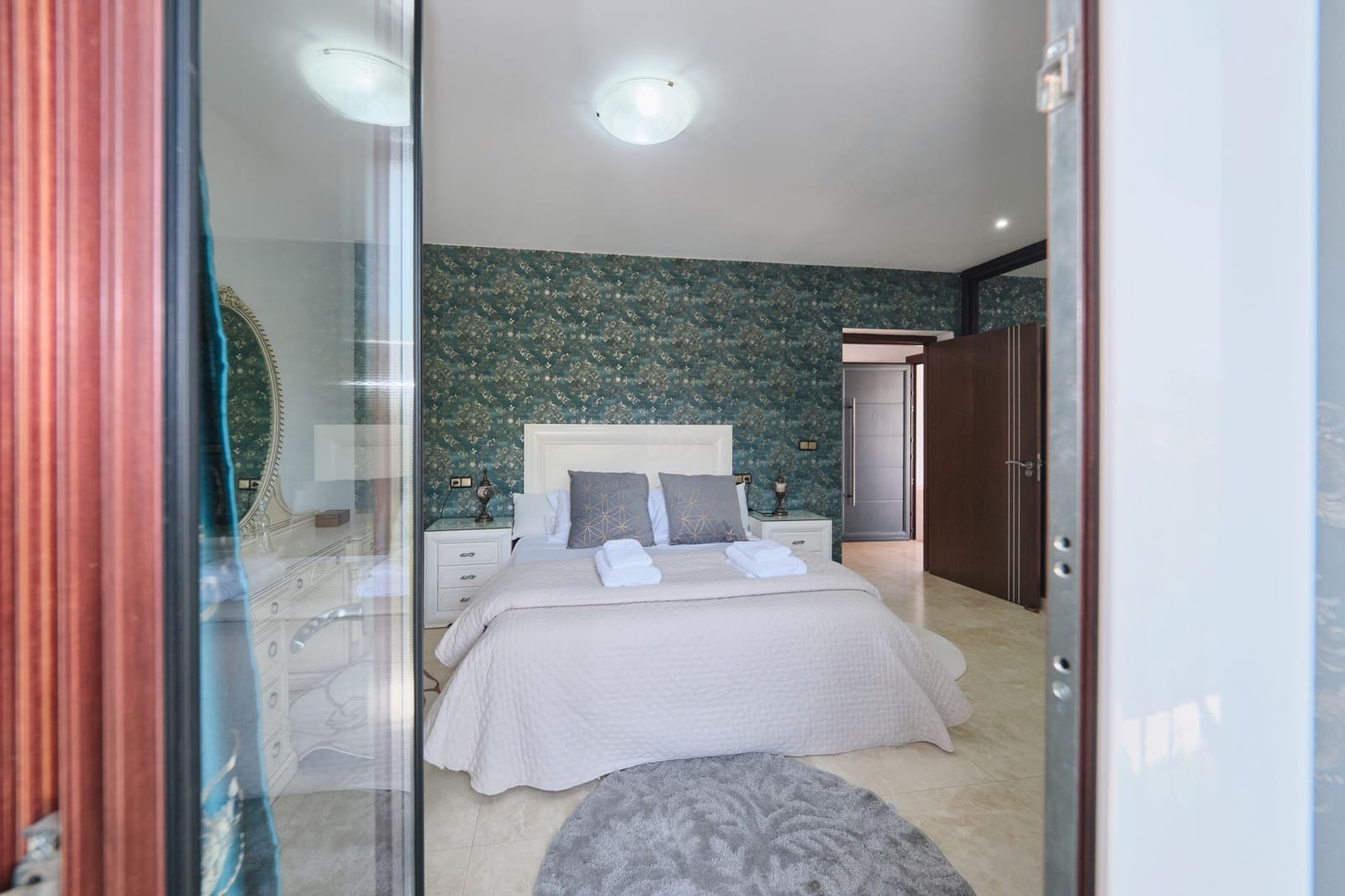 4 quarto Casa em Banda para venda em Granada cidade com piscina garagem - 990 000 € (Ref: 9988925)