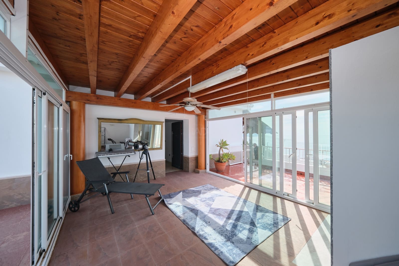 4 quarto Casa em Banda para venda em Granada cidade com piscina garagem - 990 000 € (Ref: 9988925)