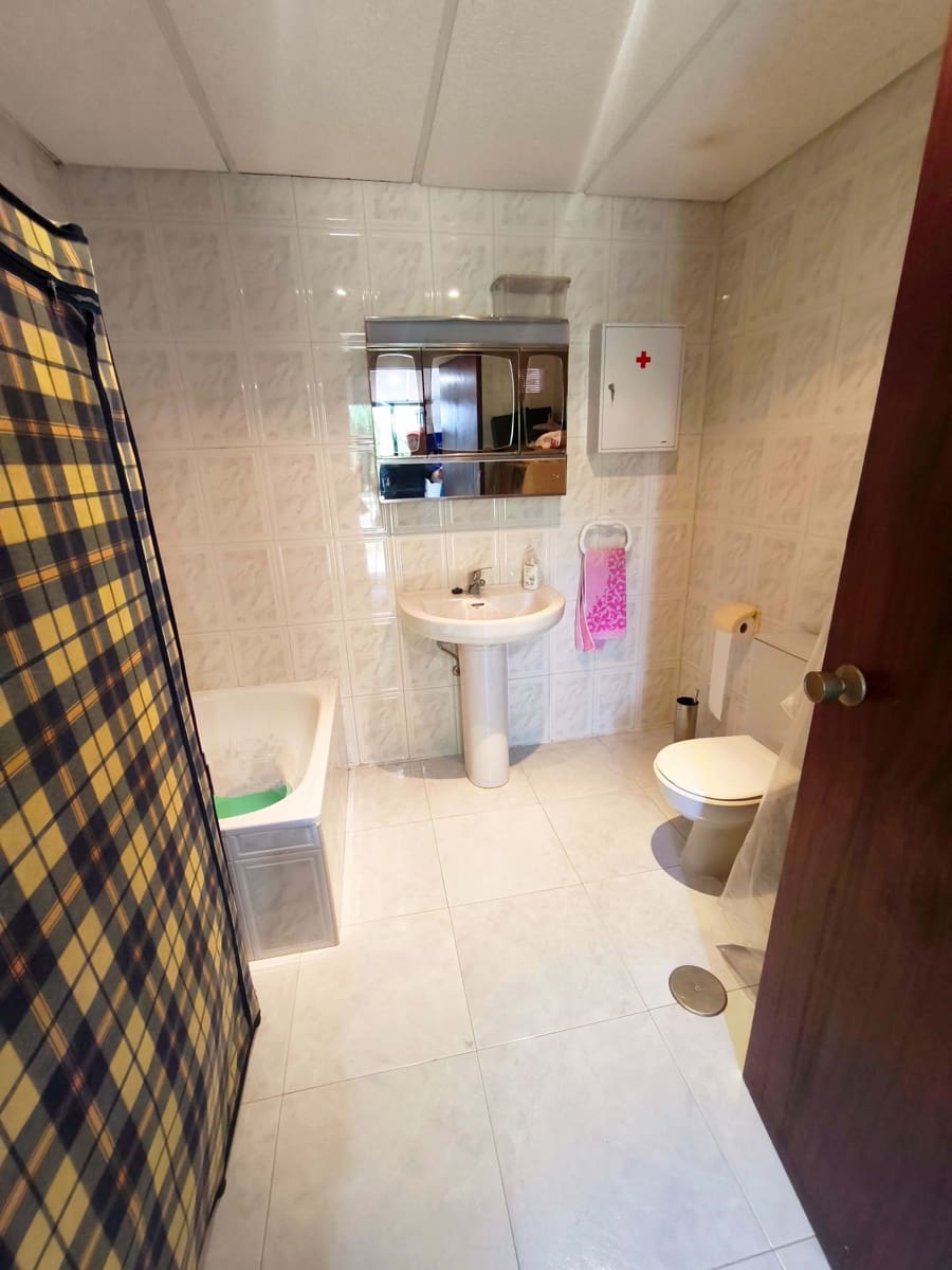 Mark till salu i Leon stad - 110 000 € (Ref: 9988926)