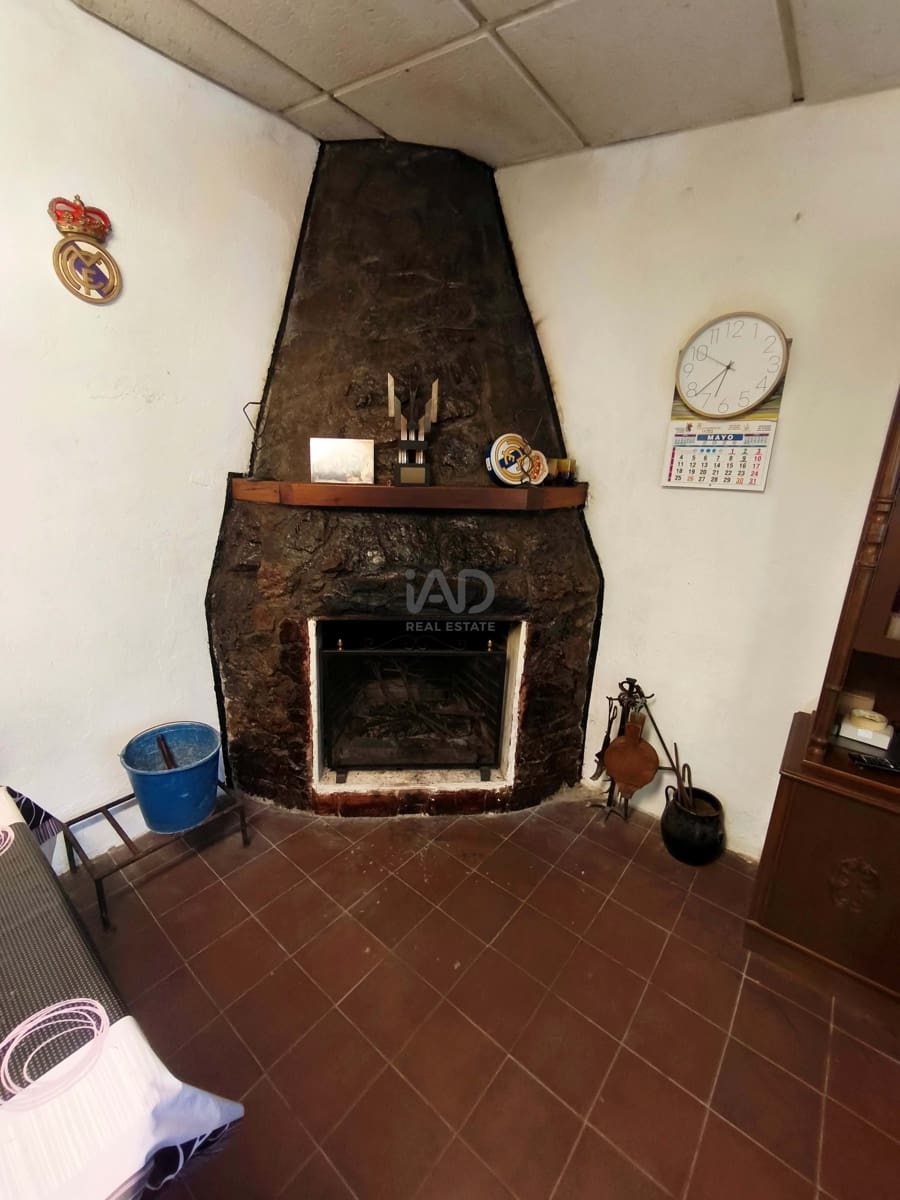 Mark till salu i Leon stad - 110 000 € (Ref: 9988926)