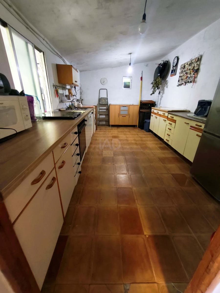 Mark till salu i Leon stad - 110 000 € (Ref: 9988926)