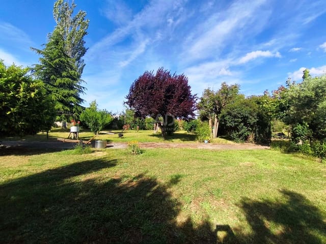 Undeveloped Land for sale in León city - € 110,000 (Ref: 9988926)