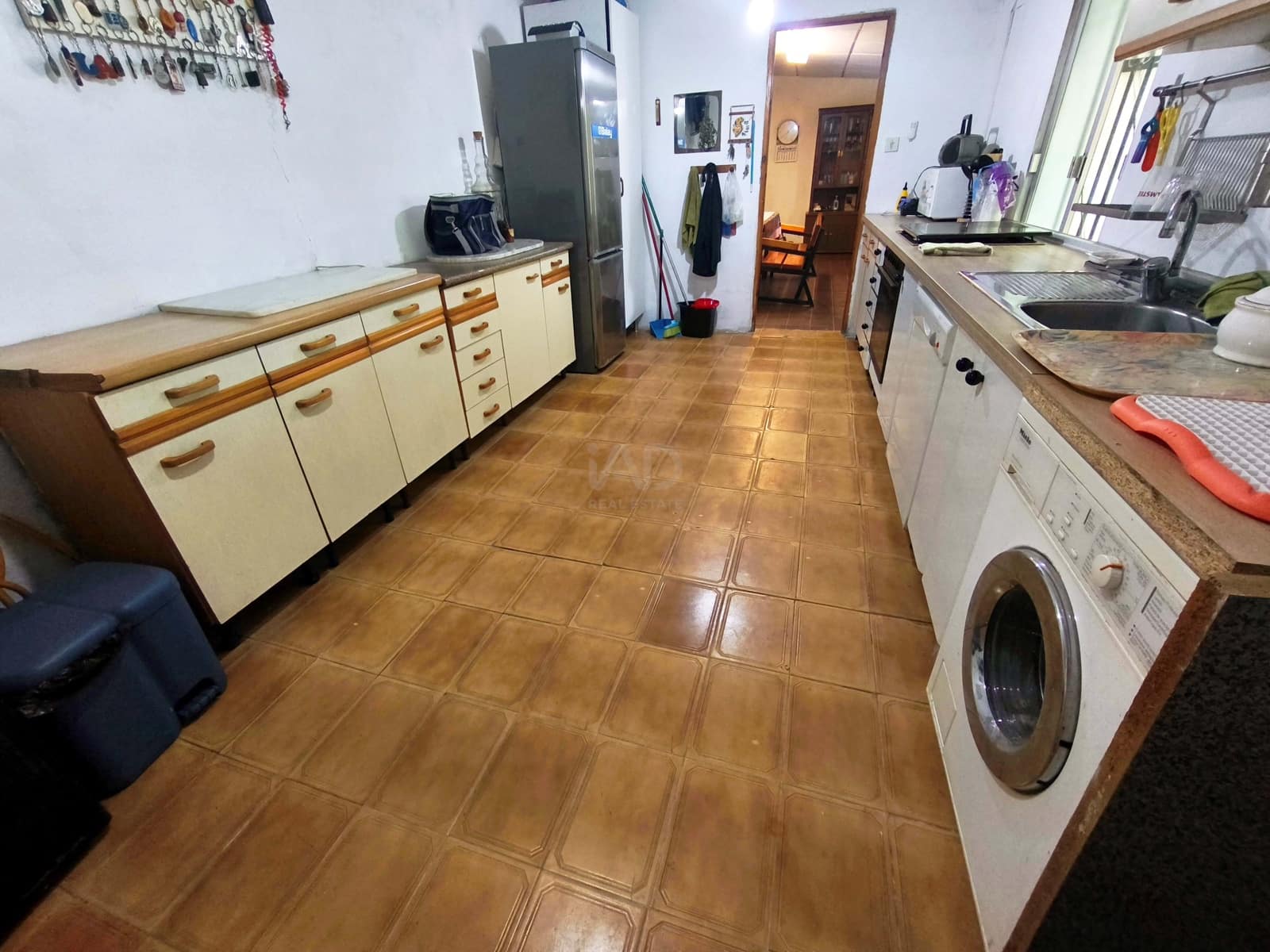 Mark till salu i Leon stad - 110 000 € (Ref: 9988926)