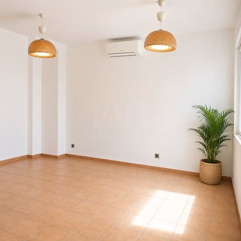 Casa en Medina-Sidonia en venta con garaje - 267.000 € (Ref: 9988928)