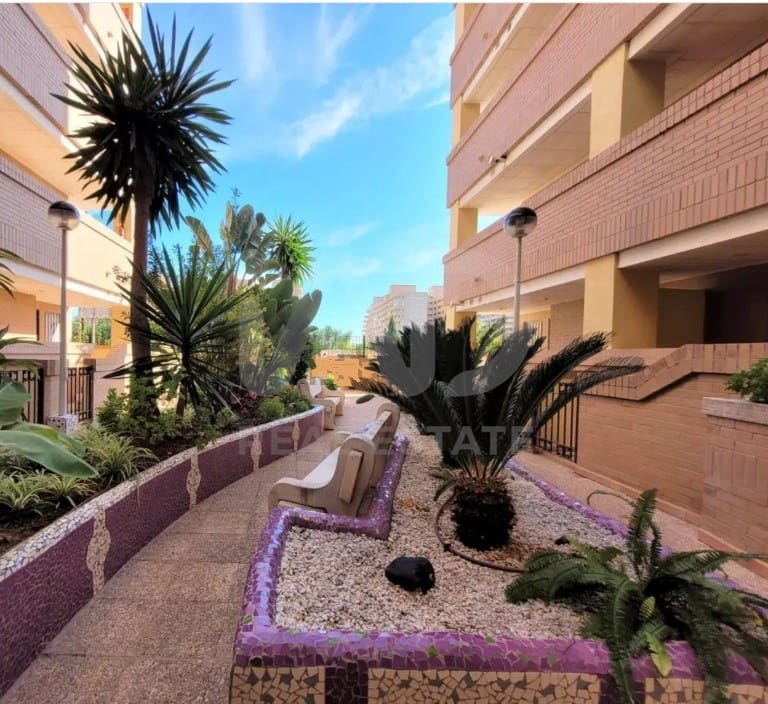 Ático de 2 habitaciones en Oropesa  en venta con piscina garaje - 130.000 € (Ref: 9988930)