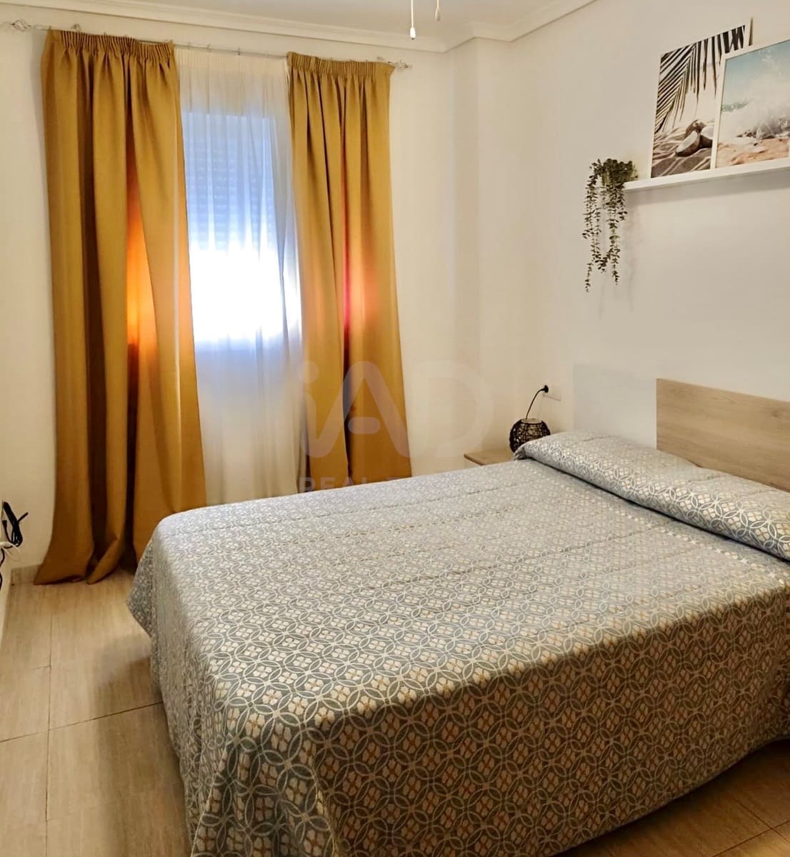 Ático de 2 habitaciones en Oropesa  en venta con piscina garaje - 130.000 € (Ref: 9988930)