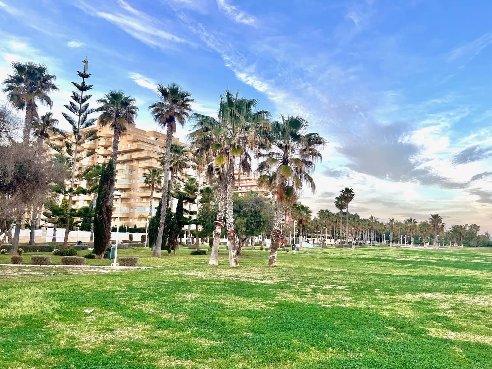 Ático de 2 habitaciones en Oropesa  en venta con piscina garaje - 130.000 € (Ref: 9988930)