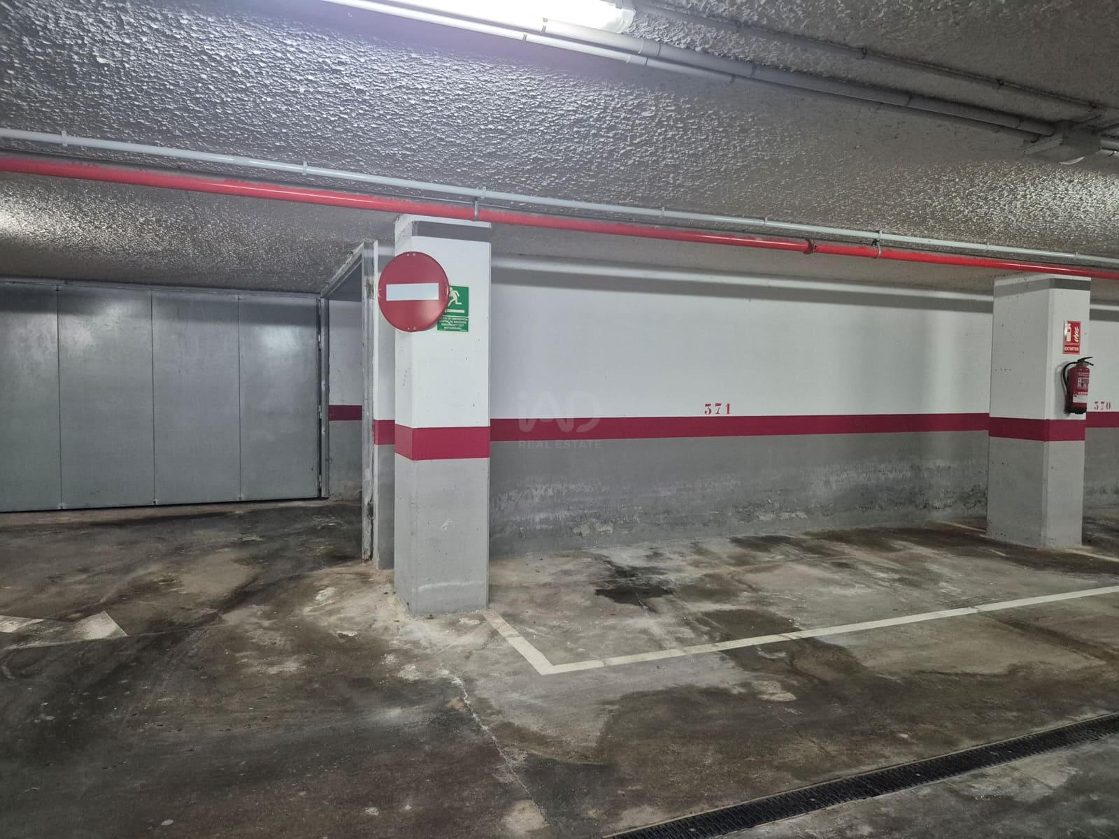 Autotalli myytävänä paikassa Oropesa  - 5 000 € (Ref: 9988931)