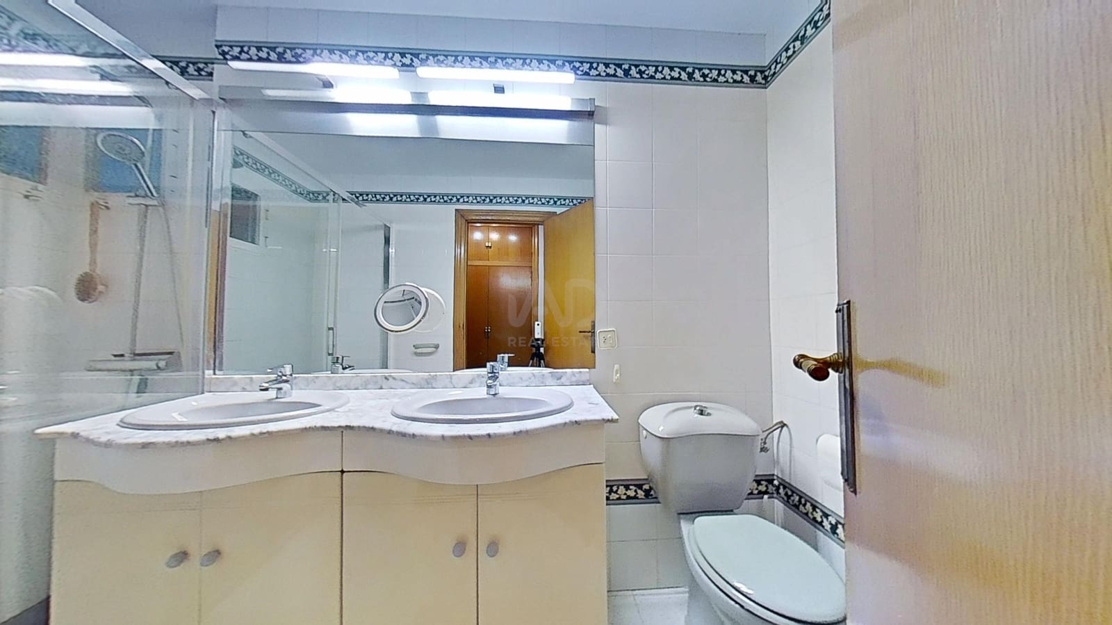 4 Zimmer Reihenhaus zu verkaufen in El Grau de Castello mit Pool Garage - 439.990 € (Ref: 9988932)