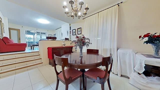 4 Zimmer Reihenhaus zu verkaufen in El Grau de Castelló, Castelló de la Plana mit Pool Garage - 439.990 € (Ref: 9988932)