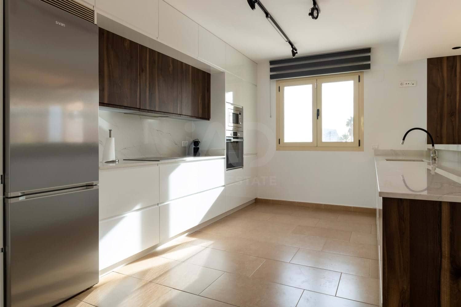 6 soverom Villa til salgs i Calpe / Calp med svømmebasseng garasje - € 1 100 000 (Ref: 9988935)