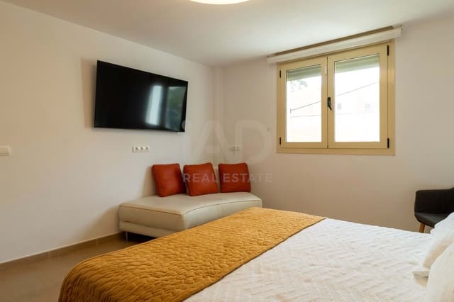 6 soverom Villa til salgs i Canuta, Calpe / Calp med svømmebasseng garasje - € 1 100 000 (Ref: 9988935)
