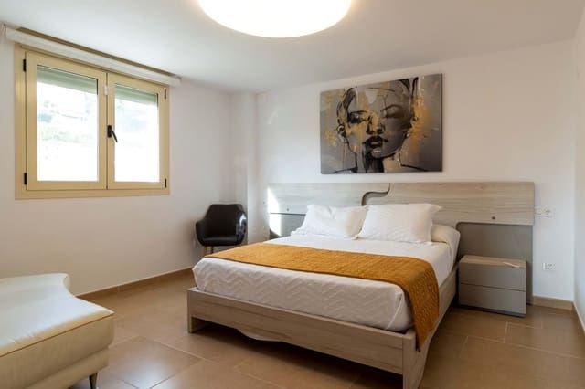 6 soverom Villa til salgs i Canuta, Calpe / Calp med svømmebasseng garasje - € 1 100 000 (Ref: 9988935)