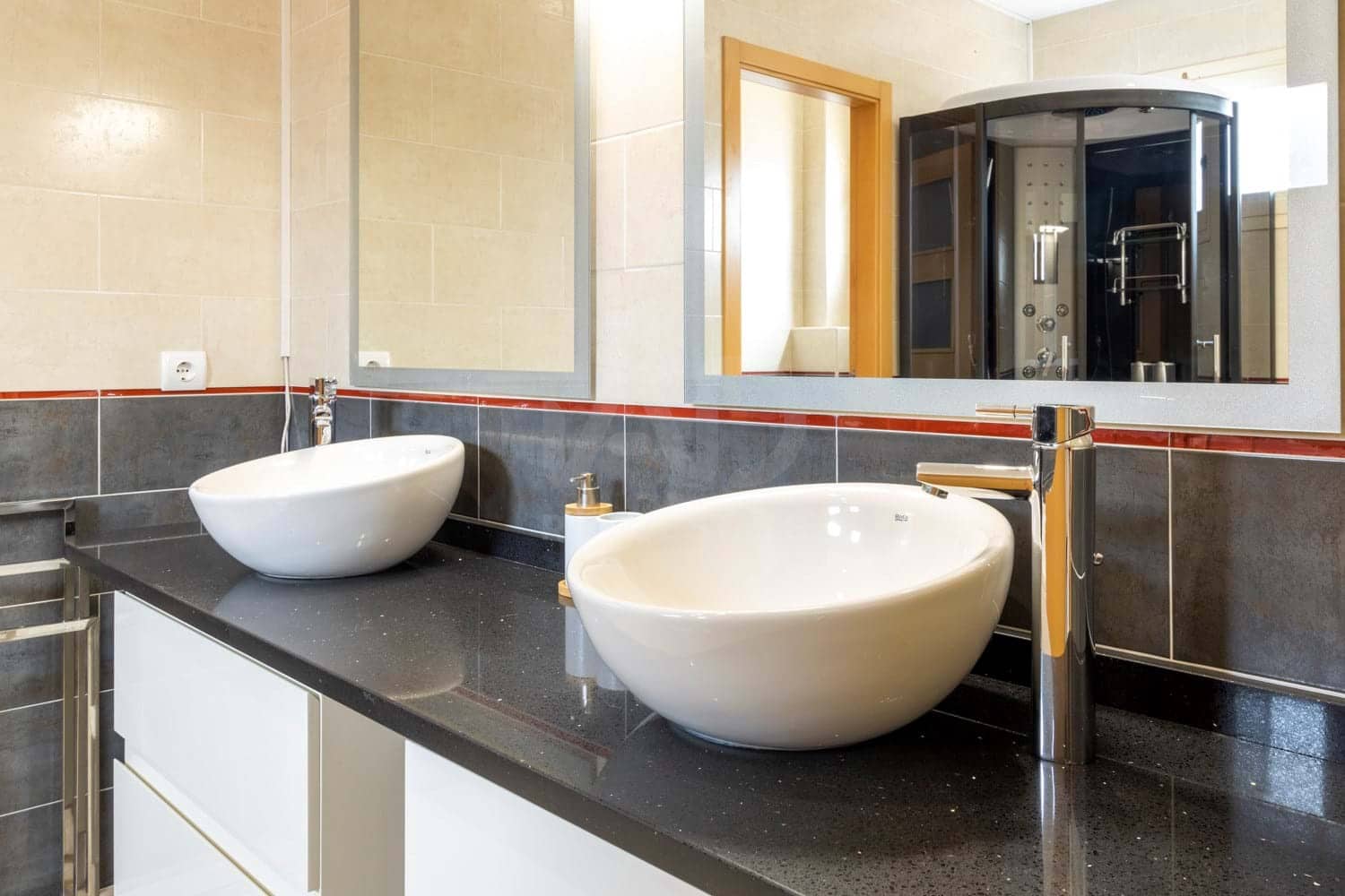 6 soverom Villa til salgs i Calpe / Calp med svømmebasseng garasje - € 1 100 000 (Ref: 9988935)