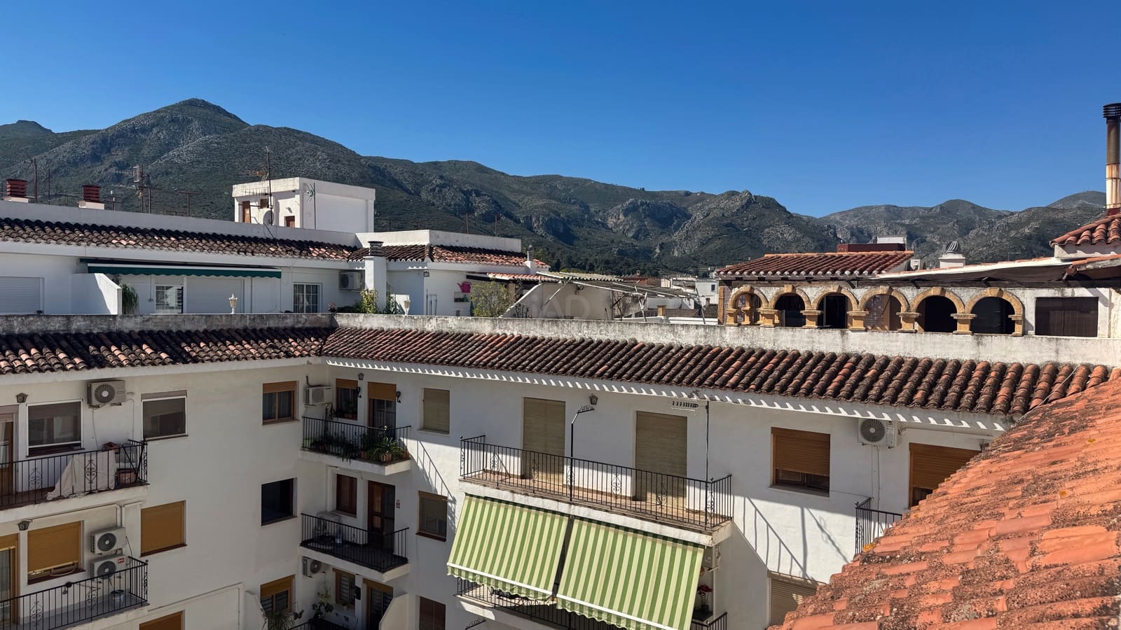 3 quarto Penthouse para venda em Alicante cidade com garagem - 170 000 € (Ref: 9988937)