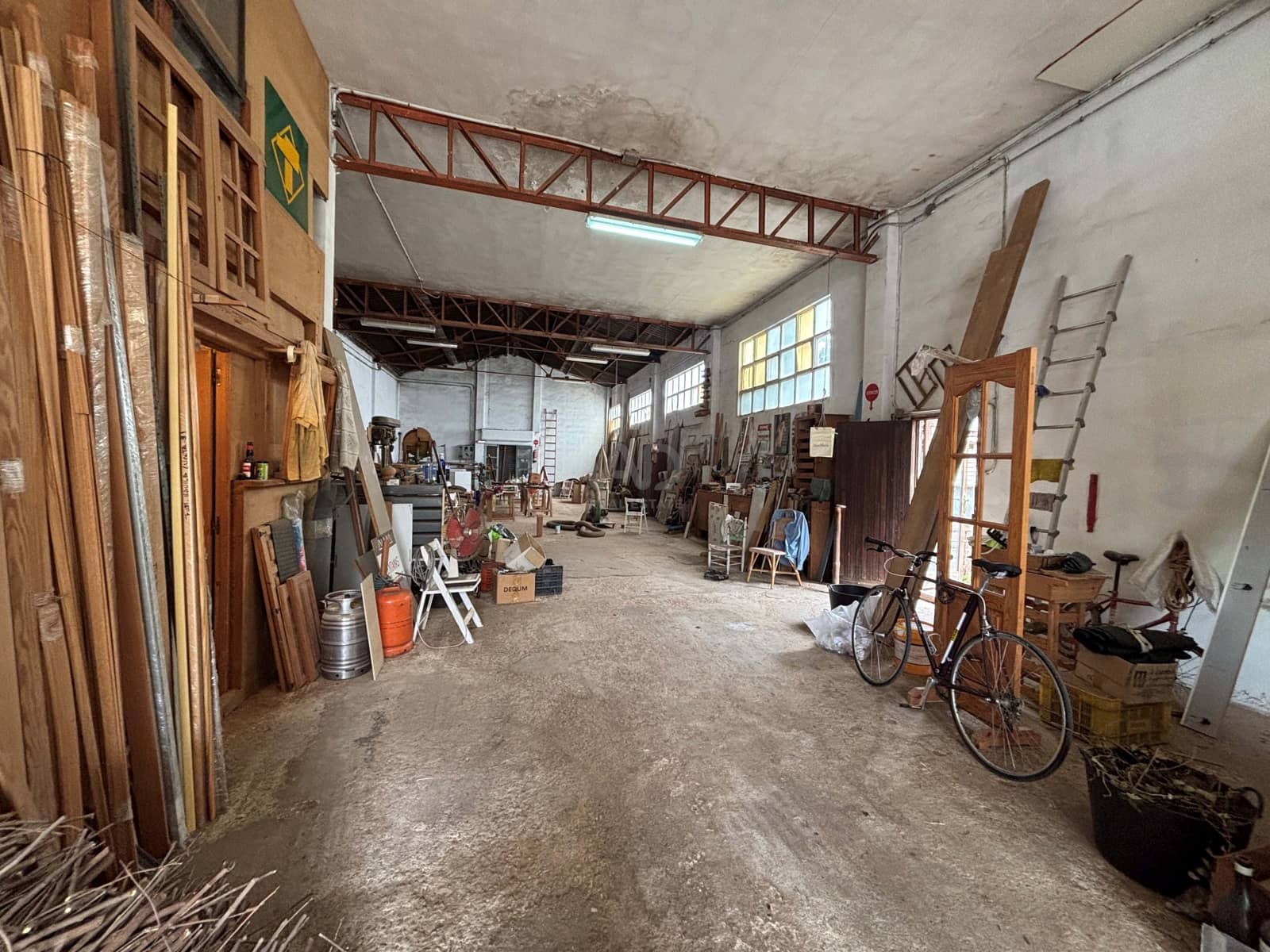 Commerciale in vendita in Alicante citta - 549.999 € (Rif: 9988940)