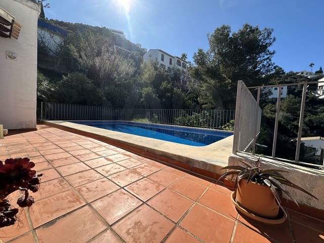 3 sypialnia Dom na sprzedaż w Pego z basenem - 340 000 € (Ref: 9988943)