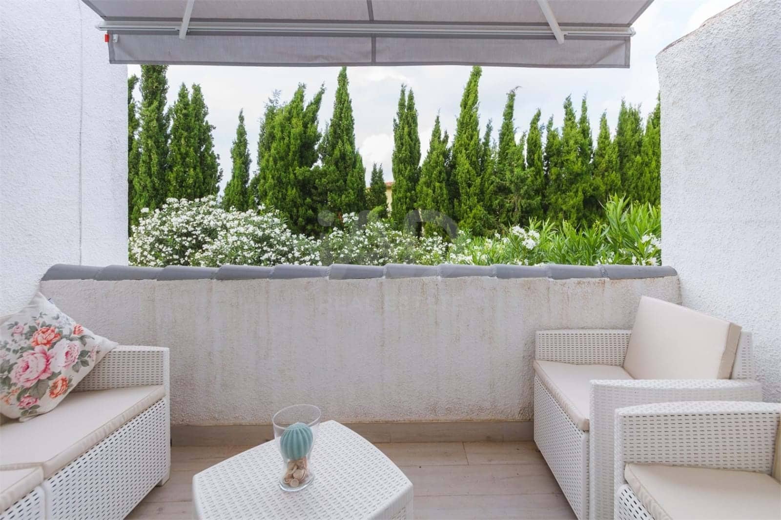 3 sovrum Radhus till salu i Alicante stad med pool - 330 000 € (Ref: 9988945)